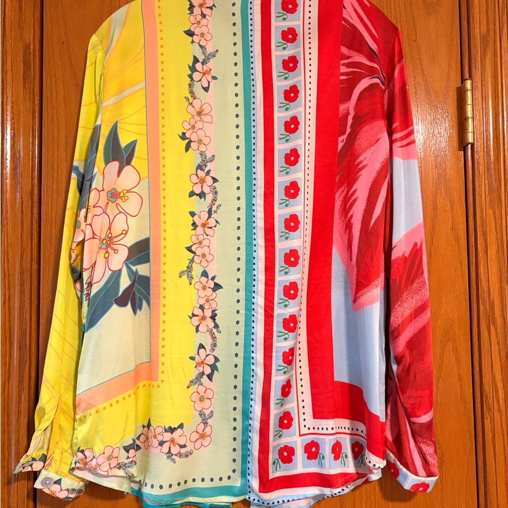 FARM Rio Button-Up Shirt - Picture 3 of 3